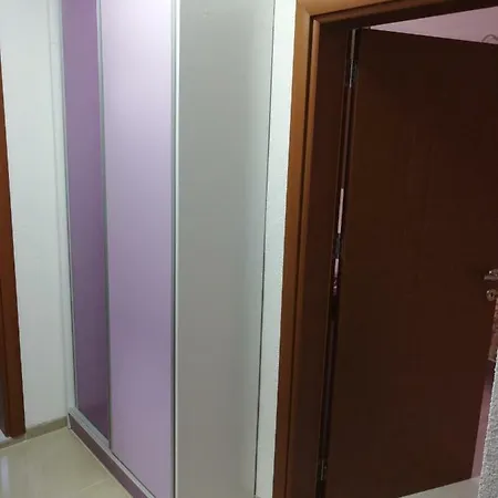 Zora, Krstanoski Apartment *